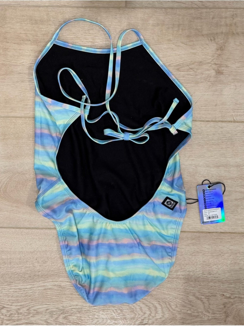 Jolyn Woman’s Jackson 4 Pearl Beach one piece Swimsuit - NEW with Tags - size 30 - Picture 3 of 4